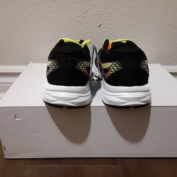 Asics - Picture 4 of 4